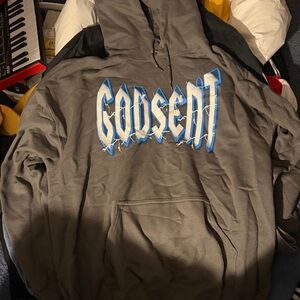 Gildan Heavy Blend Dark Gray Hoodie